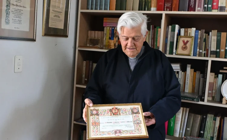  Un salesiano cooperador de corazón.- Entrevista a Mons. Salvador Piñeiro