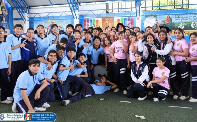  ¡𝐋𝐚 𝐚𝐥𝐞𝐠𝐫í𝐚 𝐬𝐚𝐥𝐞𝐬𝐢𝐚𝐧𝐚 𝐬𝐞 𝐡𝐢𝐳𝐨 𝐯𝐢𝐝𝐚 𝐞𝐧 𝐮𝐧 𝐠𝐫𝐚𝐧 𝐞𝐧𝐜𝐮𝐞𝐧𝐭𝐫𝐨 𝐝𝐞 𝐟𝐫𝐚𝐭𝐞𝐫𝐧𝐢𝐝𝐚𝐝!